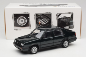 Volkswagen Jetta Mk3 CL Schwarz Icartime 1:18 JETTA001 Metall – Bild 8 von 8