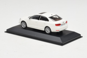 Volkswagen Jetta Mk6 Weiss Minichamps 1:43 JETTA003 Metall – Bild 3 von 4
