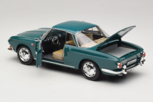 Volkswagen Karmann Ghia 1500 Grün Norev 1:18 188648 Metall – Bild 7 von 8