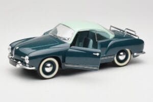 Volkswagen Karmann Ghia Blau Solido 1:18 8061 Metall – Bild 2 von 8