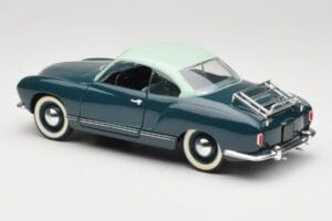 Volkswagen Karmann Ghia Blau Solido 1:18 8061 Metall – Bild 7 von 8