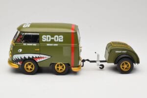 Volkswagen Kool Kombi Army Fighter Green Solido 1:18 S1810901 Metall – Bild 4 von 8
