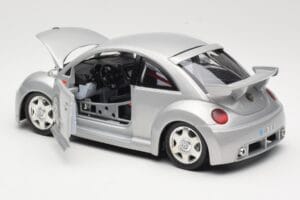 Volkswagen New Beetle RSi Silber Bburago 1:18 3306 Metall – Bild 5 von 8