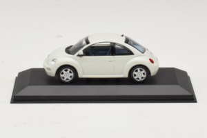 Volkswagen New Beetle Weiss Minichamps 1:43 430058005 Metall