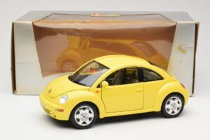 Volkswagen New Beetle Gelb Bburago 1:18 BEETLE001 Metall – Bild 8 von 8