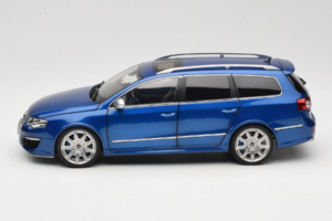 Volkswagen Passat B6 R36 Variant Blau NZG 1:18 KF044 Metall – Bild 5 von 9