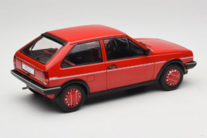 Volkswagen Polo II Coupe Fox MCG 1:18 MCG18523 Metall – Bild 2 von 6