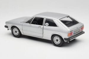 Volkswagen Scirocco GT Mk1 Silver Metallic Revell 1:18 08833 Metall – Bild 7 von 8