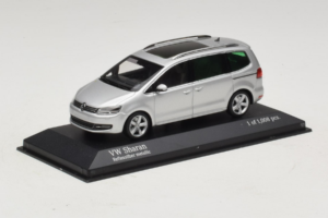 Volkswagen Sharan Silber Minichamps 1:43 400058101 Metall – Bild 2 von 5