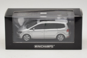 Volkswagen Sharan Silber Minichamps 1:43 400058101 Metall – Bild 5 von 5