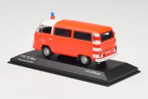 Volkswagen T2 Bus Feuerwehr Frankfurt Minichamps 1:43 400053091 Metall – Bild 3 von 4