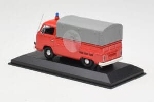 Volkswagen T2 Pritschenwagen Feuerwehr Dortmund Minichamps 1:43 400053290 Metall – Bild 3 von 4