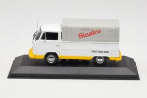 Volkswagen T2 Pritschenwagen Sinalco Minichamps 1:43 400053201 Metall