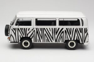 Volkswagen T2a Bus Safari Schuco 1:18 191 Metall – Bild 4 von 8