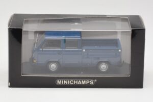Volkswagen T3 Doppelkabine Pritschenwagen Blau Minichamps 1:43 400055260 Metall – Bild 4 von 4