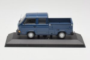 Volkswagen T3 Doppelkabine Pritschenwagen Blau Minichamps 1:43 400055260 Metall