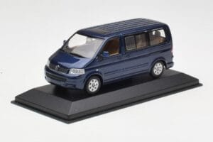 Volkswagen T5 Bus Shadow Blue Minichamps 1:43 842902102 Metall – Bild 2 von 4