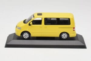 Volkswagen T5 Bus Gelb Minichamps 1:43 842902111 Metall