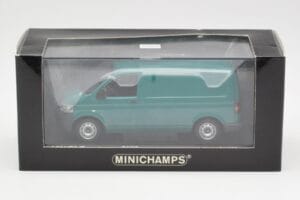 Volkswagen T5 Transporter Grün Minichamps 1:43 400052261 Metall – Bild 4 von 4
