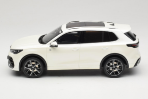 Volkswagen Tiguan R-Line Oryx White Pearl Otto 1:18 OT1219 Resin – Bild 3 von 6