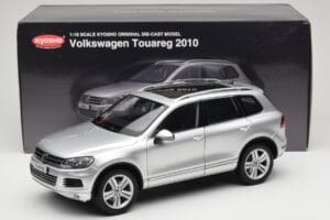 Volkswagen Touareg 7L Silver Metallic Kyosho 1:18 8821CS Metall – Bild 8 von 8