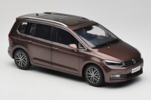 Volkswagen Touran 5T Braun Paudi Model 1:18 ZVE000003BRA Metall – Bild 6 von 8