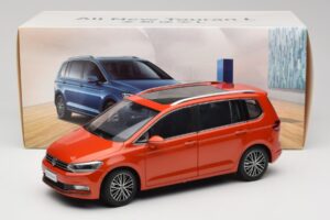 Volkswagen Touran 5T Orange Paudi Model 1:18 ZVE000003ORA Metall – Bild 8 von 8