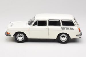 Volkswagen Type 3 1600 L Variant Polizei Minichamps 1:18 100051091 Metall – Bild 4 von 8