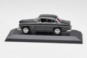 Volvo 121 Amazon Grau Minichamps 1:43 430171061 Metall