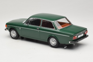 Volvo 142 Grün MCG 1:18 MCG18005 Metall – Bild 5 von 6