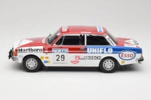 Volvo 142 #29 M. Alen / I. Kivimaki Rally 1000 Lakes 1973 MCG 1:18 MCG18528R Metall – Bild 3 von 6