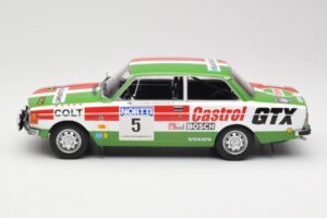 Volvo 142 #5 H. Mikkola / E. Rautanen Rally 1000 Lakes 1973 MCG 1:18 MCG18529R Metall – Bild 3 von 6
