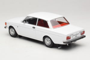Volvo 142 Weiss MCG 1:18 MCG18445 Metall – Bild 5 von 6