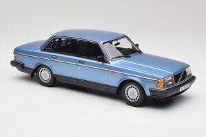 Volvo 240 GL Blau Metallic Minichamps 1:18 155171404 Metall – Bild 4 von 6