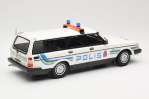 Volvo 240 GL Kombi Polis Sweden Minichamps 1:18 155171480 Metall – Bild 2 von 6