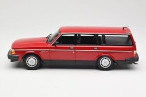 Volvo 240 GL Kombi Rot Minichamps 1:18 155171411 Metall – Bild 3 von 6