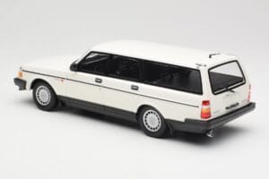 Volvo 240 GL Kombi Weiss Minichamps 1:18 155171412 Metall – Bild 5 von 6