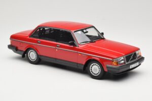 Volvo 240 GL Dunkelrot Minichamps 1:18 166171401 Metall – Bild 4 von 6