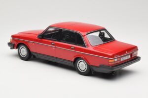 Volvo 240 GL Dunkelrot Minichamps 1:18 166171401 Metall – Bild 5 von 6