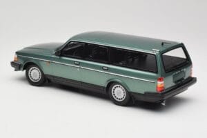Volvo 240 GL Estate Green Metallic Minichamps 1:18 155171410 Metall – Bild 5 von 6
