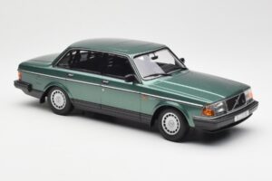 Volvo 240 GL Grün Metallic Minichamps 1:18 155171400 Metall – Bild 4 von 6