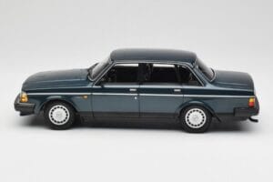 Volvo 240 GL Petrol Metallic Minichamps 1:18 155171407 Metall – Bild 3 von 6