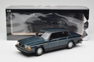 Volvo 240 GL Petrol Metallic Minichamps 1:18 155171407 Metall – Bild 6 von 6