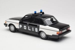 Volvo 240 GL Polis Sweden Schwarz Minichamps 1:18 155171497 Metall – Bild 5 von 6