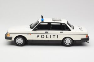 Volvo 240 GL Politi Denmark Minichamps 1:18 155171495 Metall – Bild 3 von 6