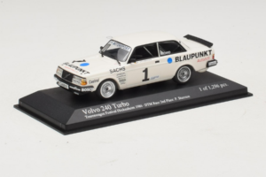 Volvo 240 Turbo #1 P. Stureson IPS Motorsport DTM 1986 Minichamps 1:43 400861701 Metall – Bild 2 von 4