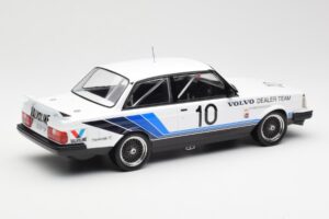 Volvo 240 Turbo #10 R. Francevic Winner ATCC 1986 IXO 1:18 18RMC176 Metall – Bild 2 von 6