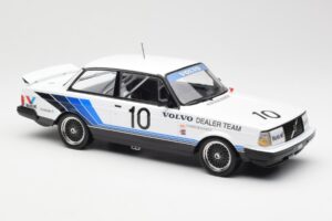 Volvo 240 Turbo #10 R. Francevic Winner ATCC 1986 IXO 1:18 18RMC176 Metall – Bild 4 von 6