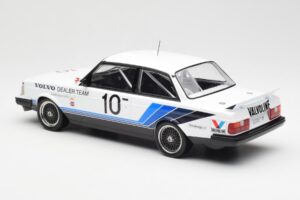 Volvo 240 Turbo #10 R. Francevic Winner ATCC 1986 IXO 1:18 18RMC176 Metall – Bild 5 von 6