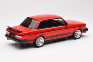 Volvo 240 Turbo Rot Custom IXO 1:18 18CMC177 Metall – Bild 2 von 5